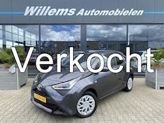 Toyota Aygo - 1.0 VVT-i x-play App Connect , Camera