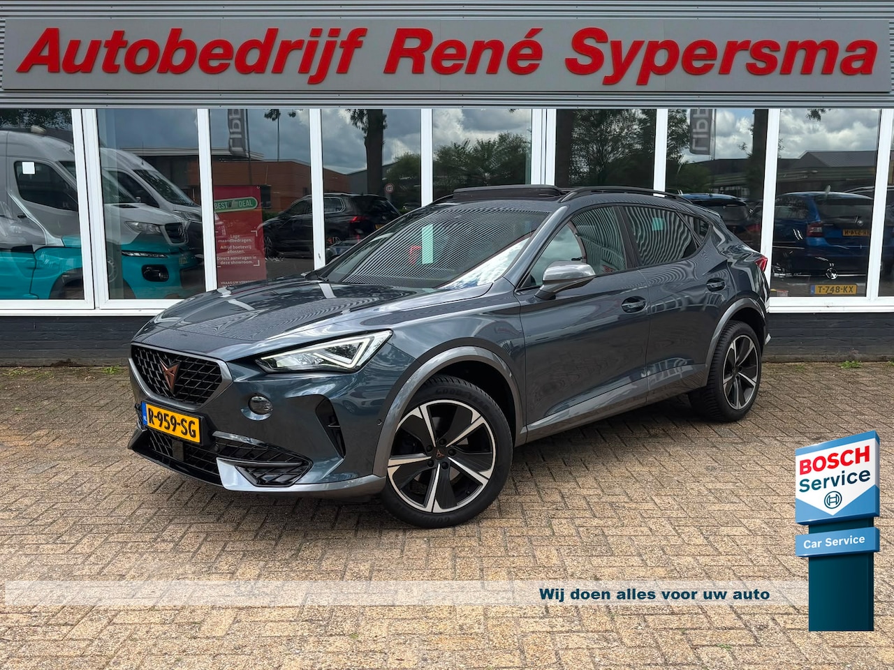 CUPRA Formentor - 1.5 TSI Business Edition | Pano | Trekhaak | Apple Carplay | Sfeerverlichting | Stoel & St - AutoWereld.nl