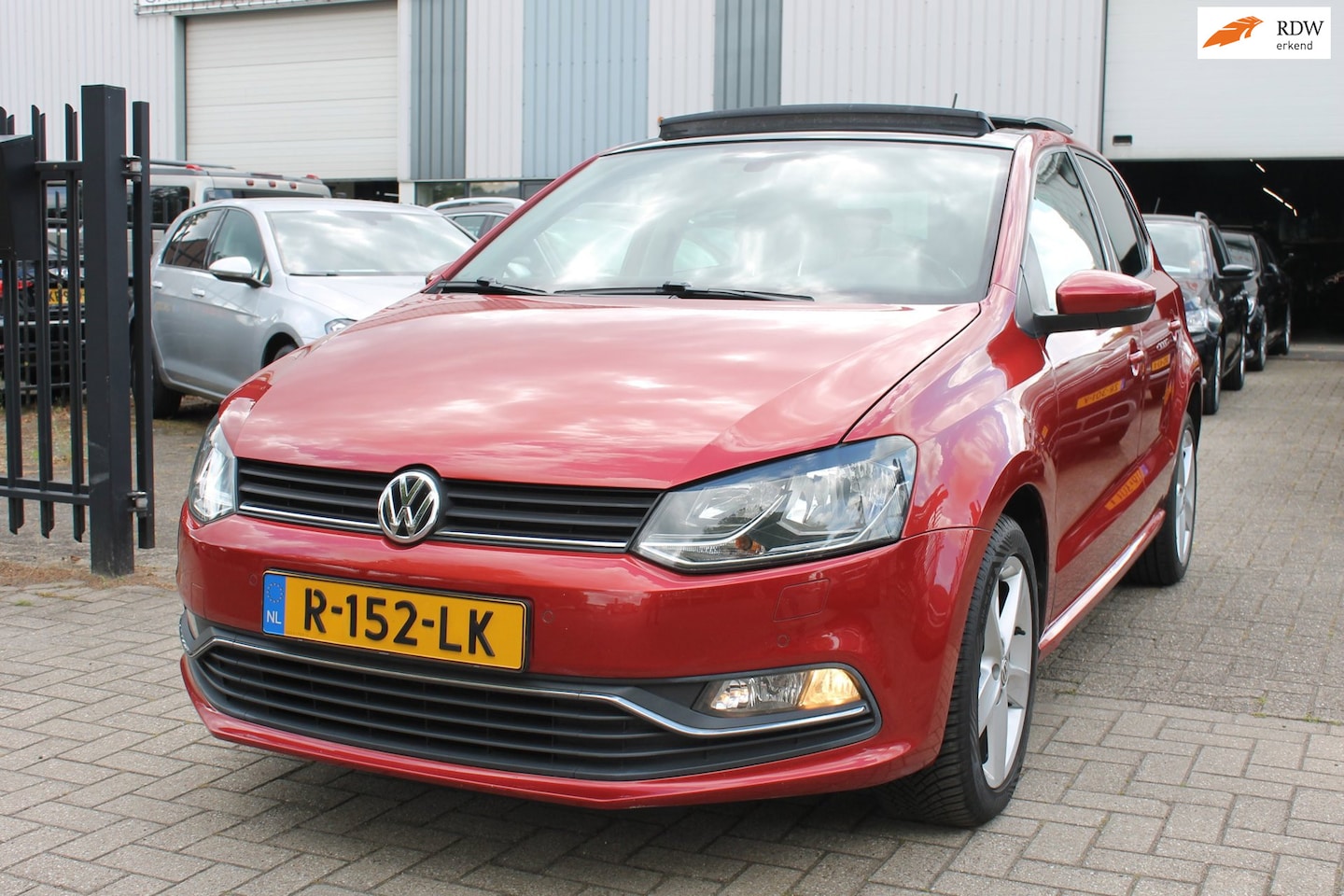 Volkswagen Polo - 1.2 TSI Highline Pano Clima Cruise Nette auto! - AutoWereld.nl