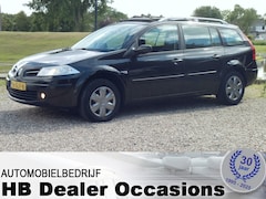 Renault Mégane Grand Tour - 1.4-16V Business Line - Airco - Navigatie - Glasdak