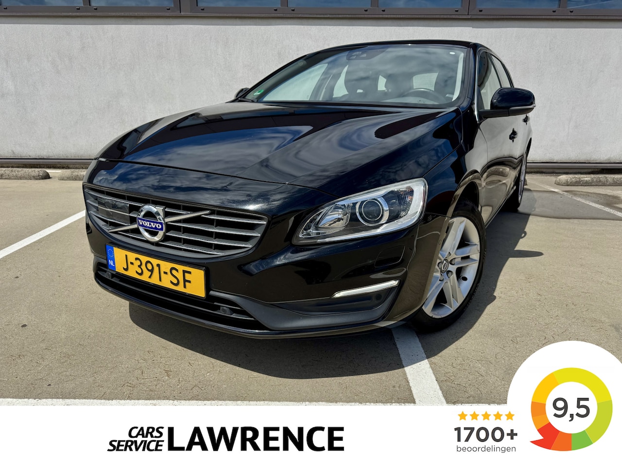 Volvo V60 - 1.5 T3 Momentum Trekhaak | Navi | Bleu-Tooth | Goed onderhouden % Bovag Occasion Partner % - AutoWereld.nl