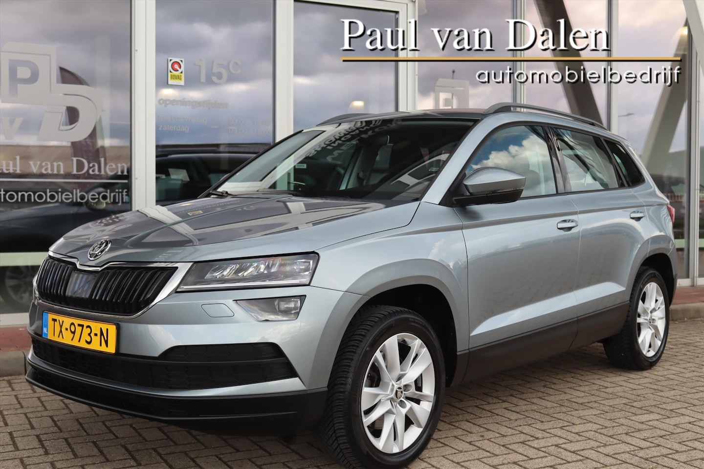 Skoda Karoq - 1.0TSI AUTOMAAT AMBITION BUSINESS Trekhaak | Navi | Clima | Stoelverw. | 17 Inch Lm | - AutoWereld.nl