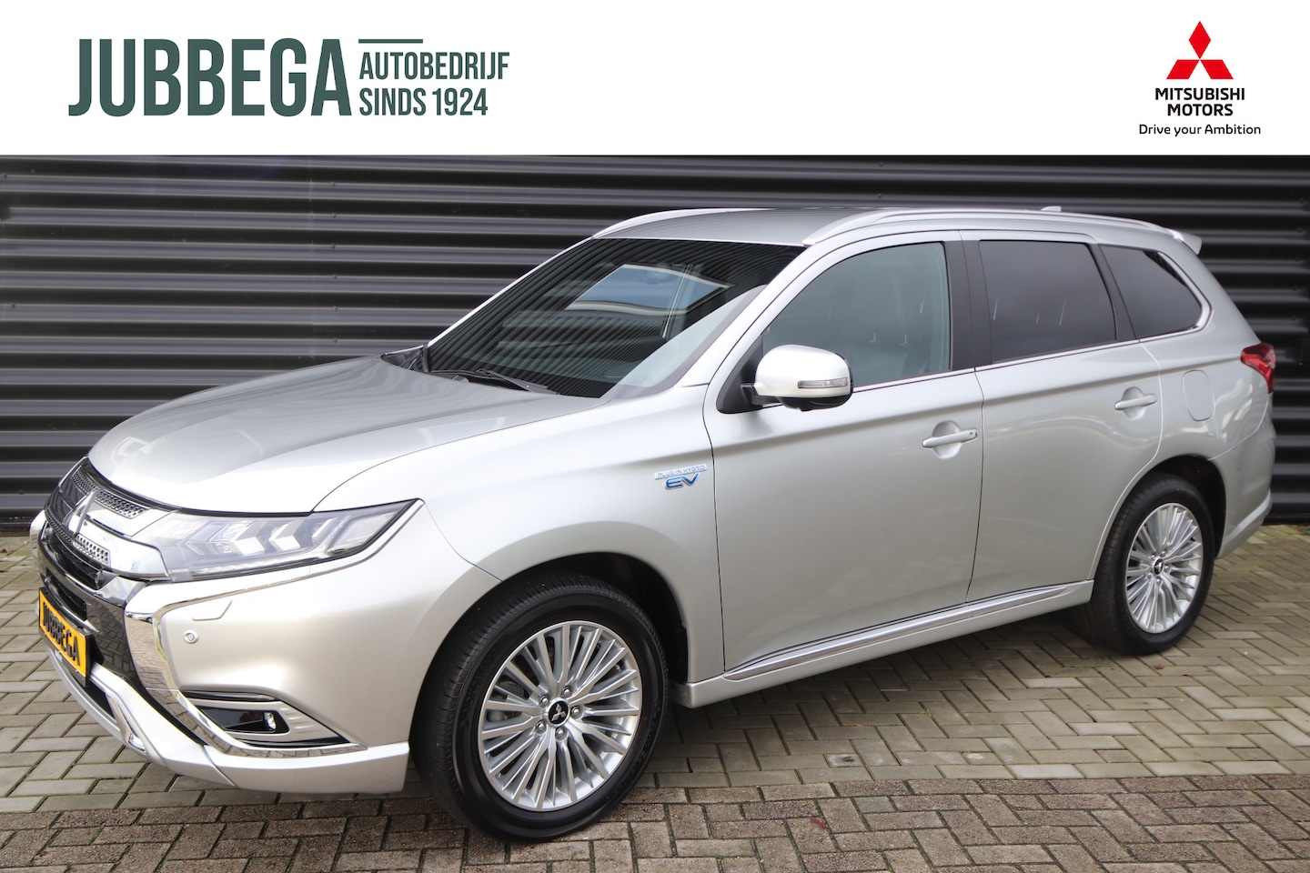 Mitsubishi Outlander - 2.4 PHEV Instyle Leder, E.achterklep, Trekhaak - AutoWereld.nl