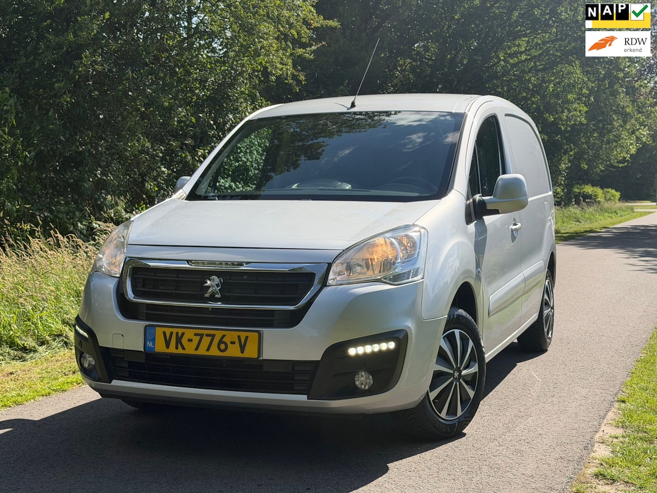Peugeot Partner - 120 1.6 HDI L1 XR Profit + | Apkl 06-2027 + Airco + Trekhaak + Marge Nu € 3.999,-!!! - AutoWereld.nl