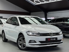Volkswagen Polo - 1.0 TSI Highline CarPlay LED