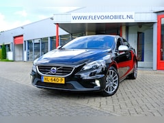 Volvo V40 - 2.0 D2 R-Design Navi|Leder-Alcantara|Clima|LMV