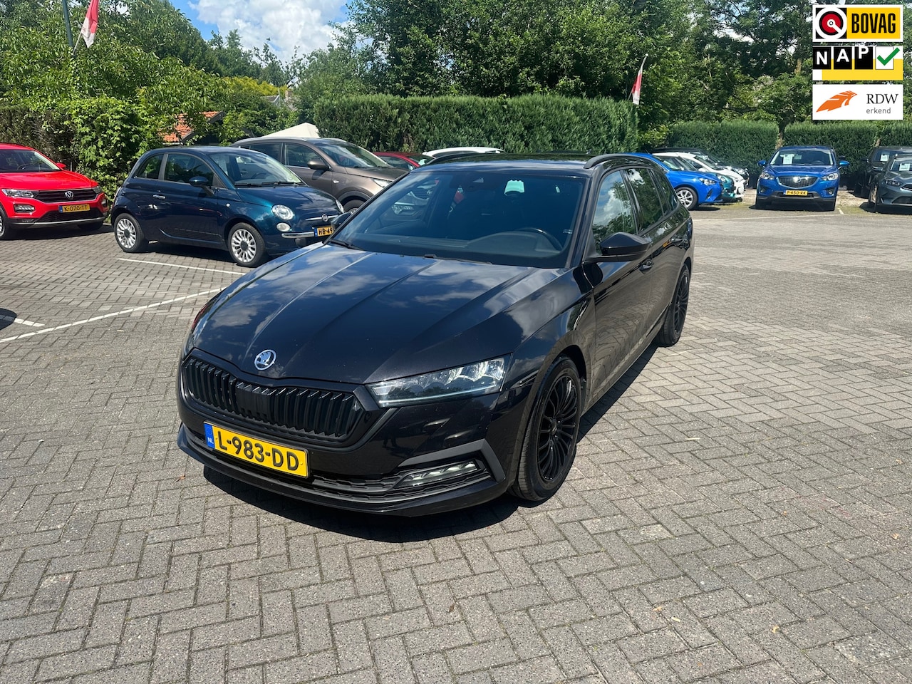 Skoda Octavia Combi - 1.0 e-TSI Sport Business 1.0 e-TSI Sport Business , navigatie , pdc , automaat - AutoWereld.nl