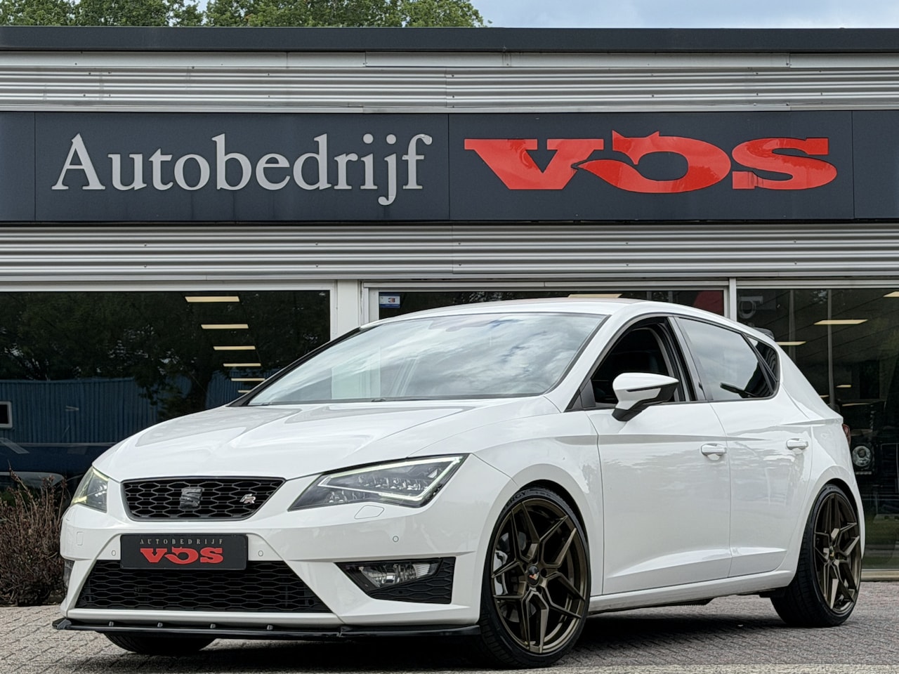 SEAT Leon - 1.8 TSI FR | 19 inch | Navi | Cruise | Uniek! - AutoWereld.nl