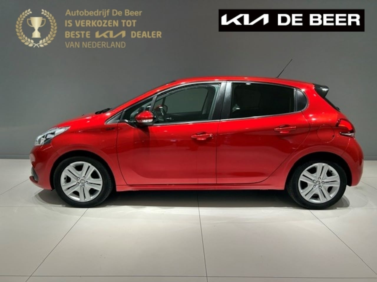 Peugeot 208 - 1.2 Puretech 82pk Signature Trekhaak - AutoWereld.nl