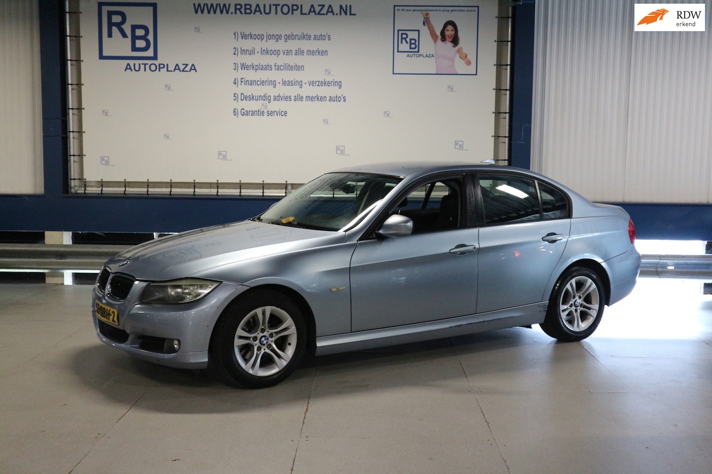 BMW 3-serie - 320i AUTOMAAT / NAP KM STAND / FACELIFT / TOP DEAL ! - AutoWereld.nl