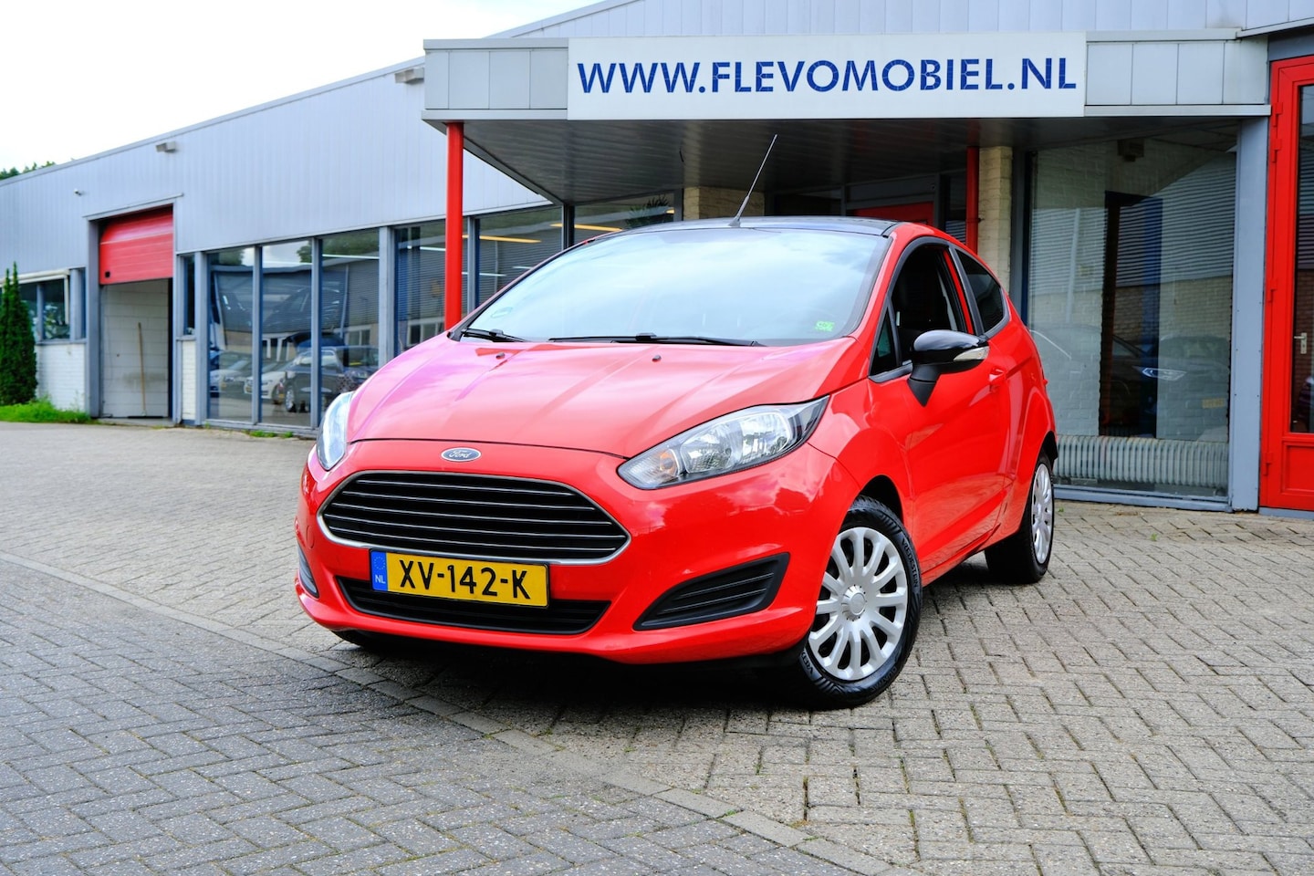 Ford Fiesta - 1.0 Style Airco|Stoelverw|Voorruit verw - AutoWereld.nl
