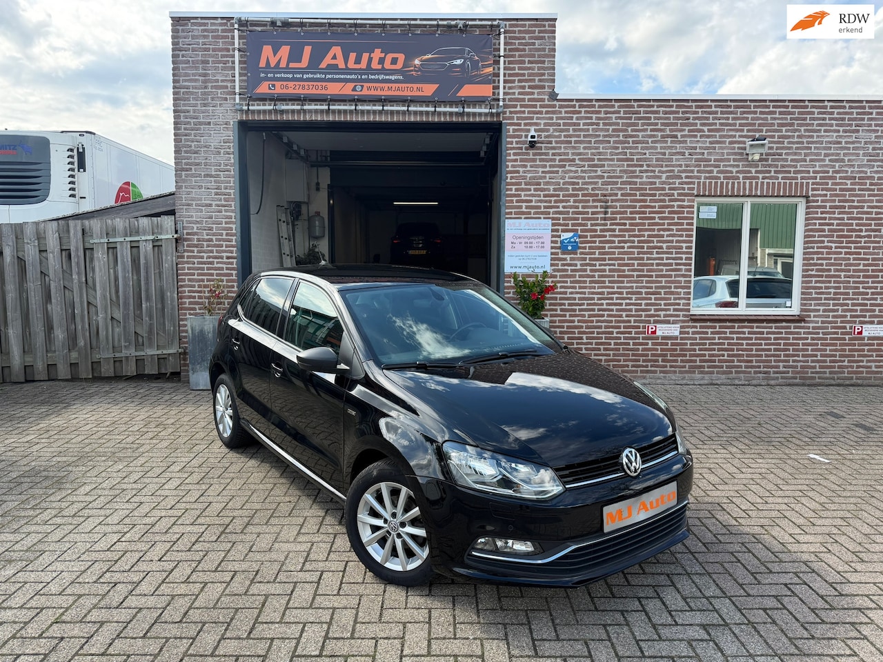 Volkswagen Polo - 1.2 TSI Highline navigatie cruise control - AutoWereld.nl