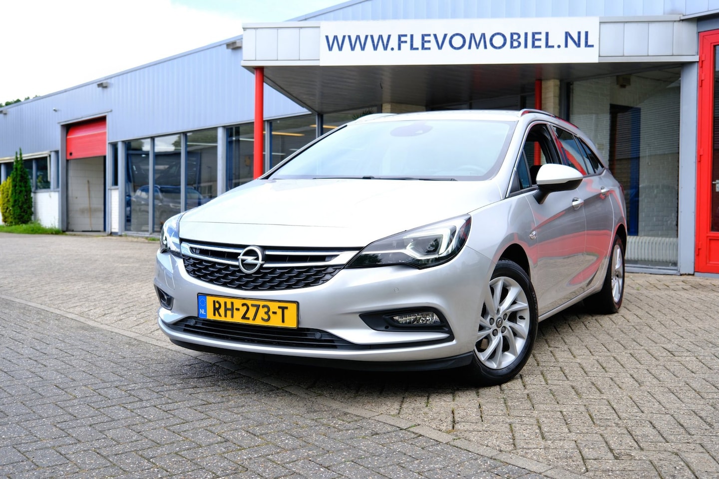 Opel Astra Sports Tourer - 1.0 Innovation Navi|LED Koplampen|Half Leder|Clima|CarPlay|LMV - AutoWereld.nl