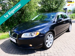 Volvo S80 - 3.2 Summum 238pk 1e eig. Leder Navi Xenon Trekhaak Historie