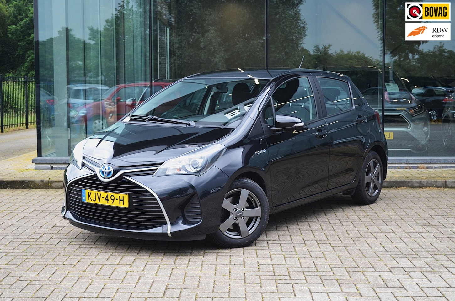 Toyota Yaris - 1.5 Hybrid Business Plus | Camera | Climate controle | Automaat - AutoWereld.nl