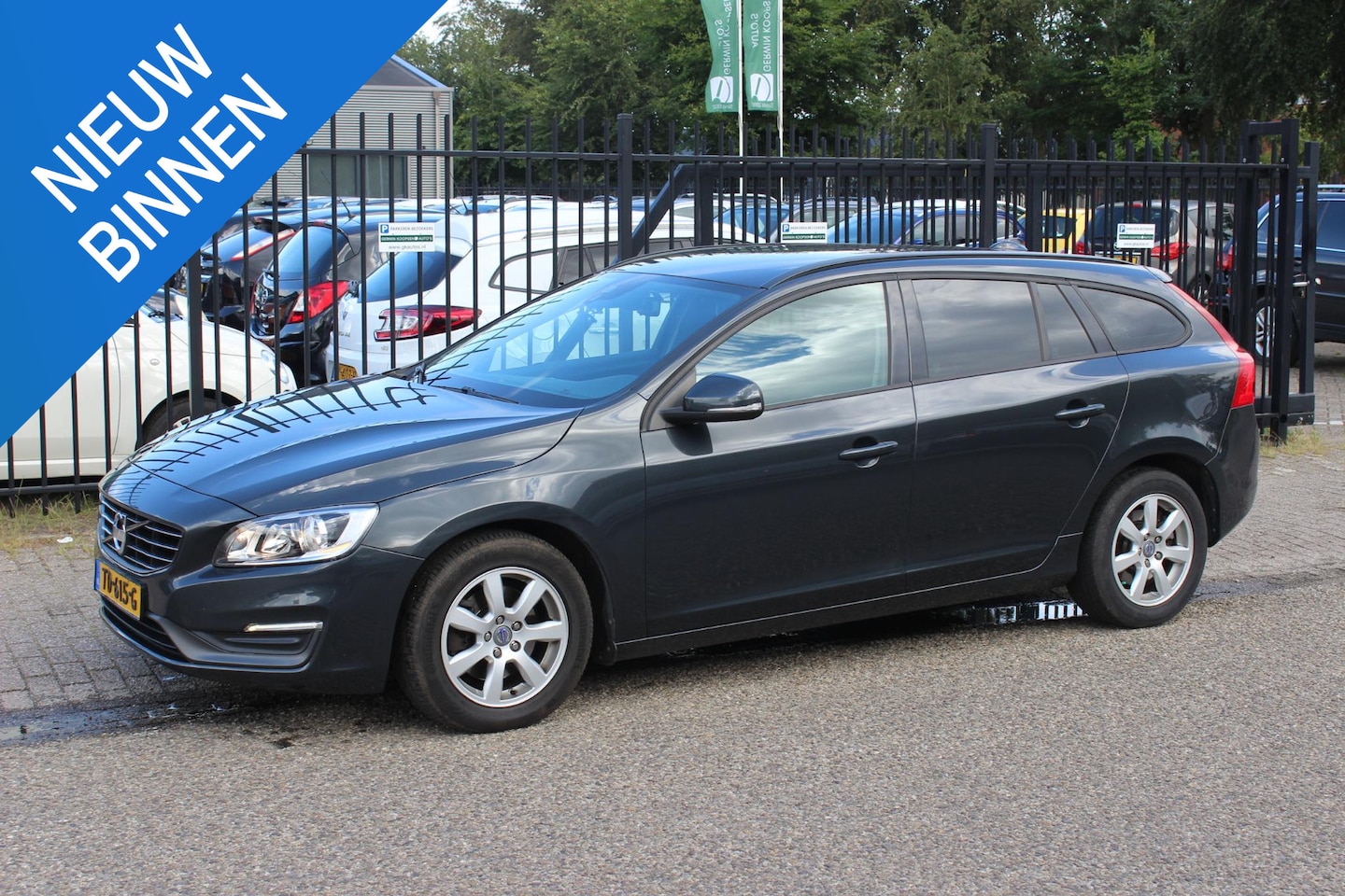 Volvo V60 - 2.0 D3 2.0 D3 - AutoWereld.nl