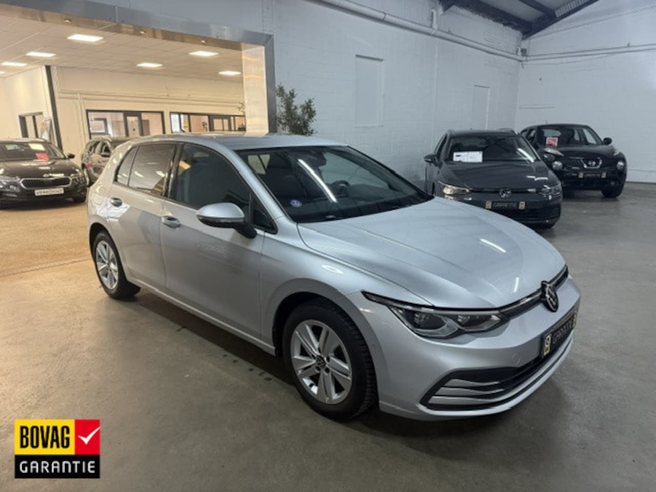 Volkswagen Golf - 1.0 eTSI Life Bns DSG AUTOMAAT - AutoWereld.nl