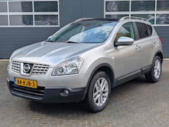 Nissan Qashqai - 2.0 Connect Edition Panoramadak |Trekhaak| 4 seizoenenbanden