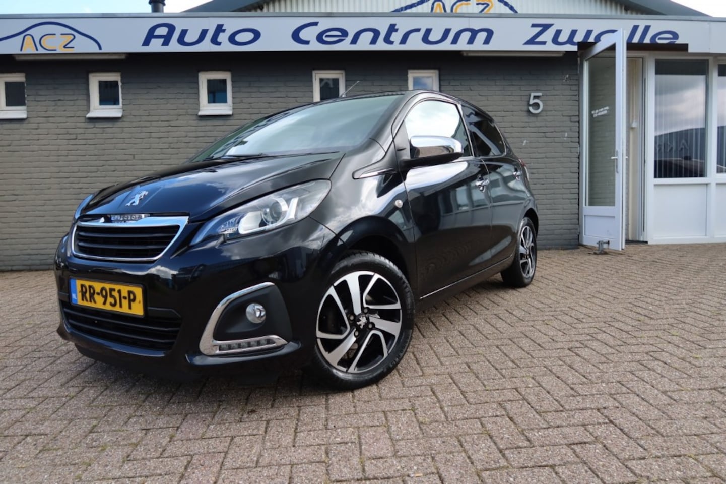 Peugeot 108 - 1.0 e-VTi Allure 1.0 E-VTI ALLURE , CAMERA, CLIMATE CONTROL, CRUISE CONTROL - AutoWereld.nl