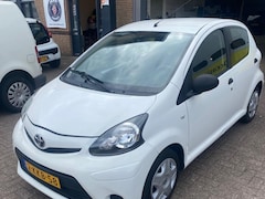Toyota Aygo - 1.0 VVT-I ACCESS AIRCO APK 8-6-2027