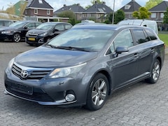 Toyota Avensis - 1.8 VVT-I Business / ECC/ Navi/ Cruise/ Camera/ Xenon/ LM