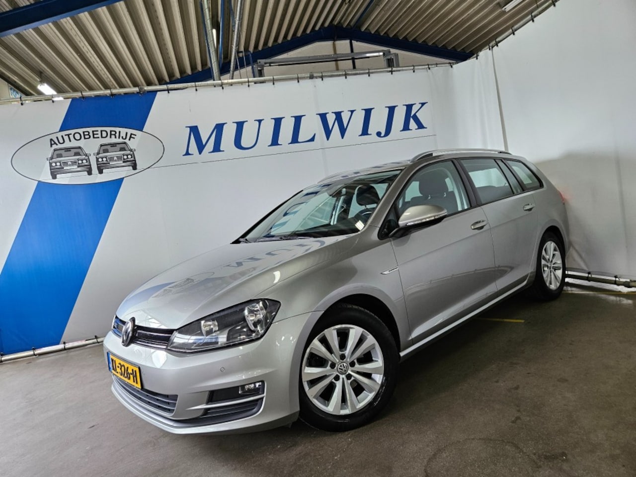Volkswagen Golf Variant - Variant 1.0 TSI Connected Series /Trekhaak / Camera / NL Auto - AutoWereld.nl
