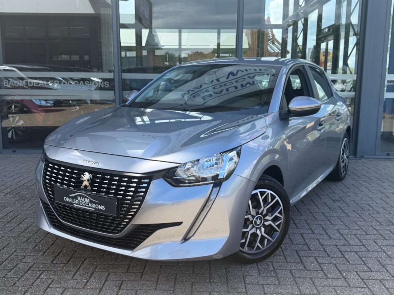 Peugeot 208 - 1.2 PURETECH 100 PK NAVI AIRCO PDC - AutoWereld.nl