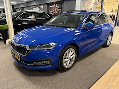 Skoda Octavia Combi - 1.4 TSI iV PHEV style Business / panoramadak / stoel + stuur verwarming /