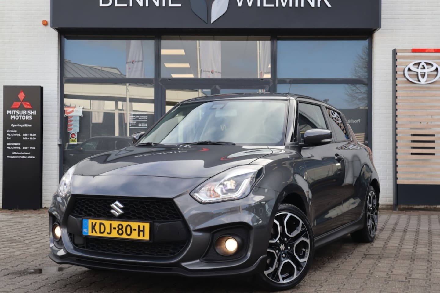 Suzuki Swift - 1.4 Sport Smart Hybrid 1.4 Sport Smart Hybrid - AutoWereld.nl