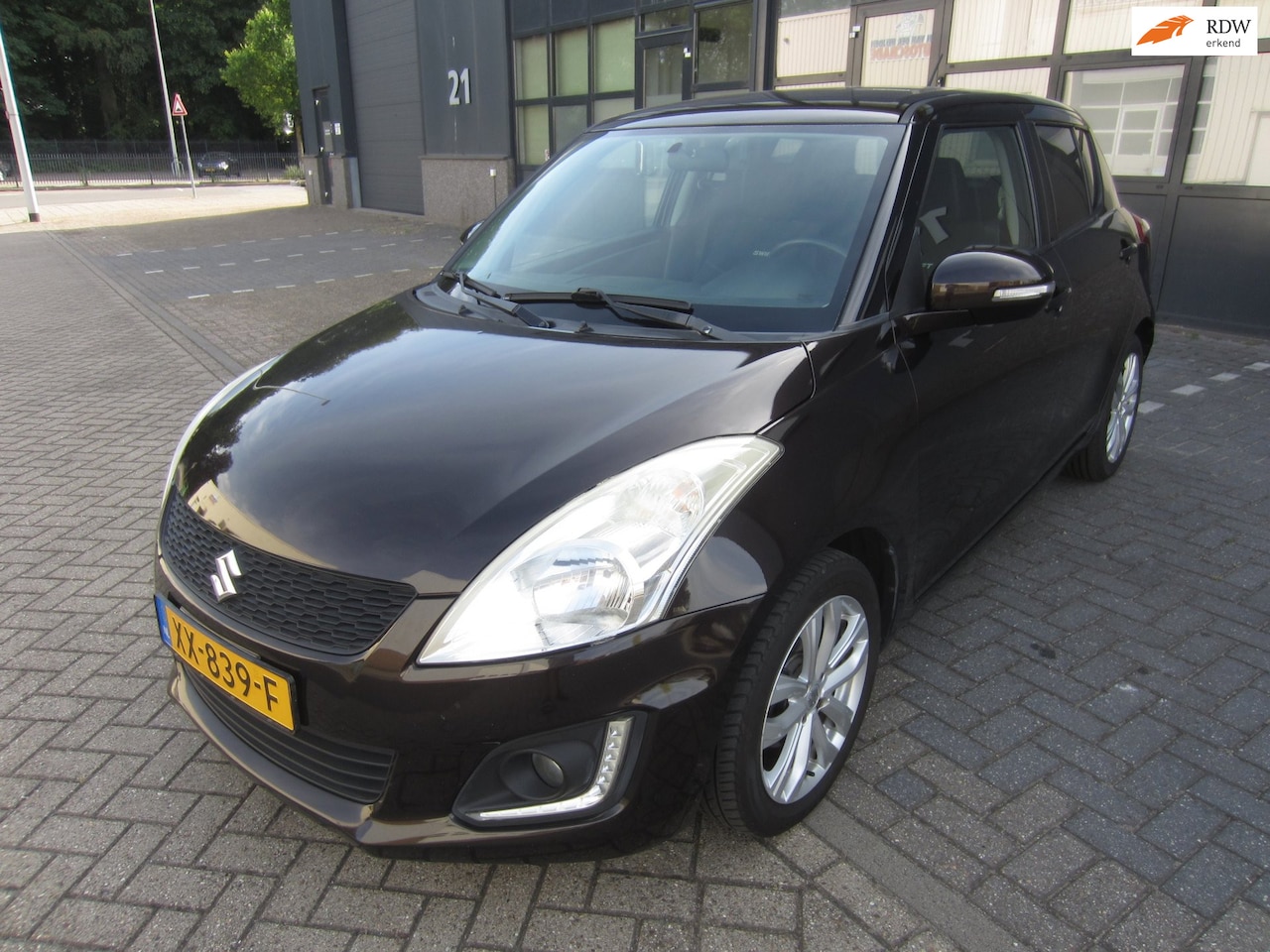 Suzuki Swift - 1.2 Comfort EASSS 2013 Airco 5-Deurs Cruise NAP! APK! - AutoWereld.nl