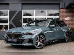 BMW 5-serie Touring - 550e xDrive M Sport Pro | Panorama | Stoelventilatie | Bowers & Wilkins | Driving Ass. Pro