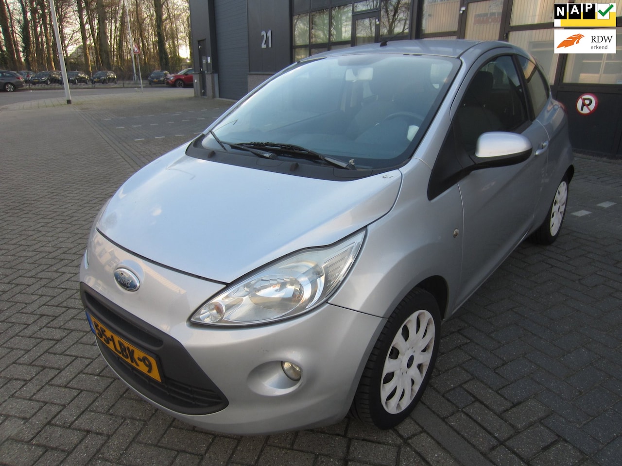 Ford Ka - 1.2 Titanium 2010 Airco NAP! APK! - AutoWereld.nl