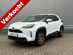 Toyota Yaris Cross - 1.5 Hybrid Team D Stoel-Stuur Verw. / Camera / Key Less / Parkeer sensoren