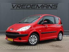 Peugeot 1007 - 1.4 Sesam Urban