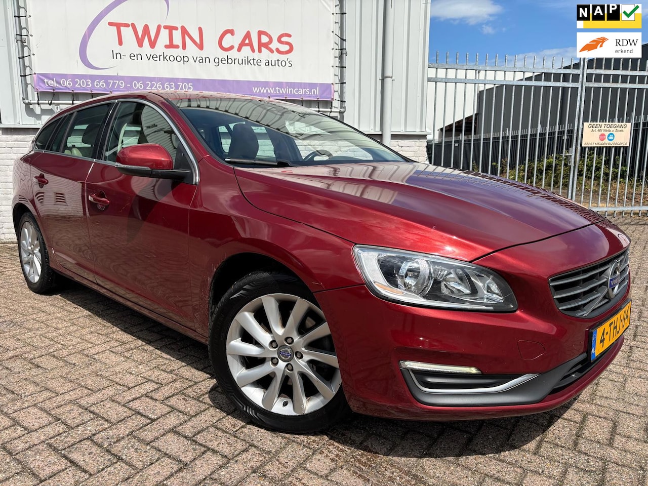 Volvo V60 - 1.6 T3 Summum 1.6 T3 Summum - AutoWereld.nl