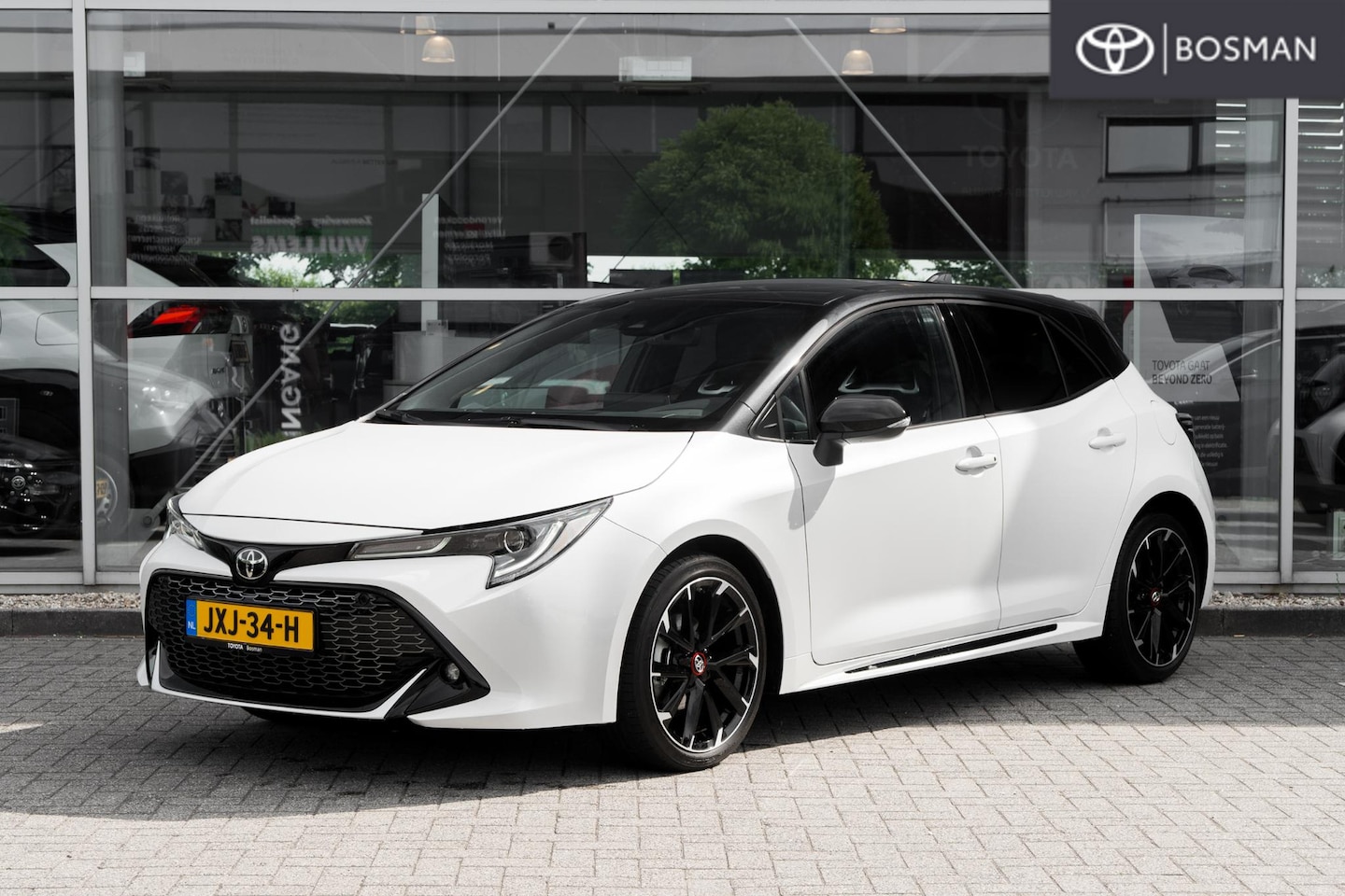 Toyota Corolla - Hybrid 140 GR Sport - AutoWereld.nl