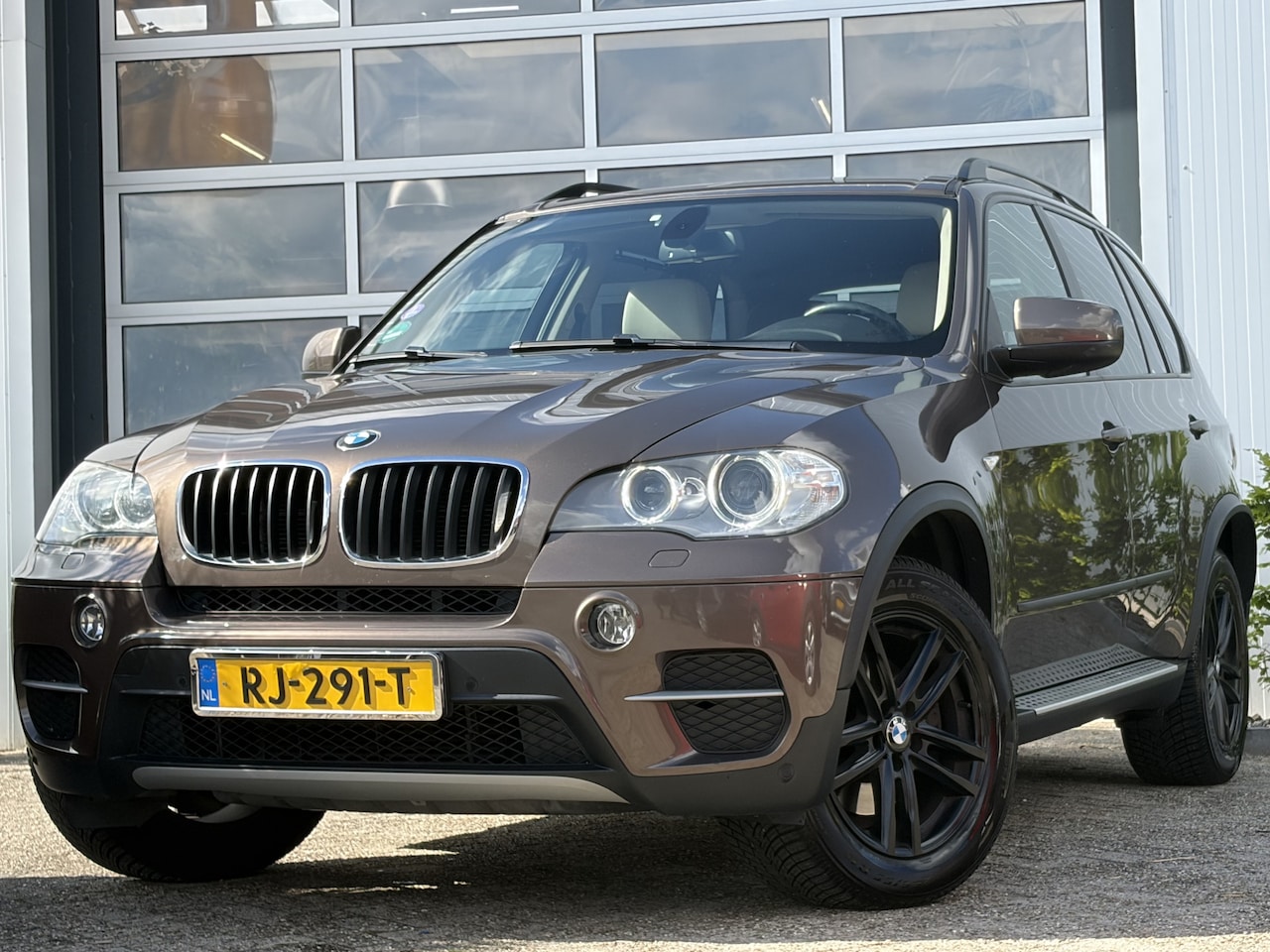 BMW X5 - xDrive35i Executive 306pk | Bi-xenon koplampen | Cruise control | Lederen bekleding | Rond - AutoWereld.nl