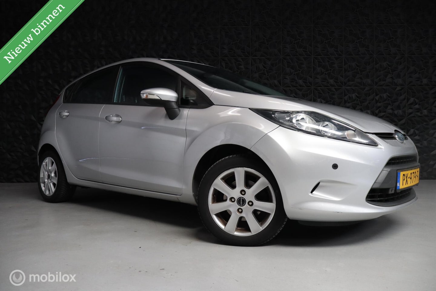 Ford Fiesta - 1.25 Trend | Airco | Stoelverwarming | Parksenso - AutoWereld.nl