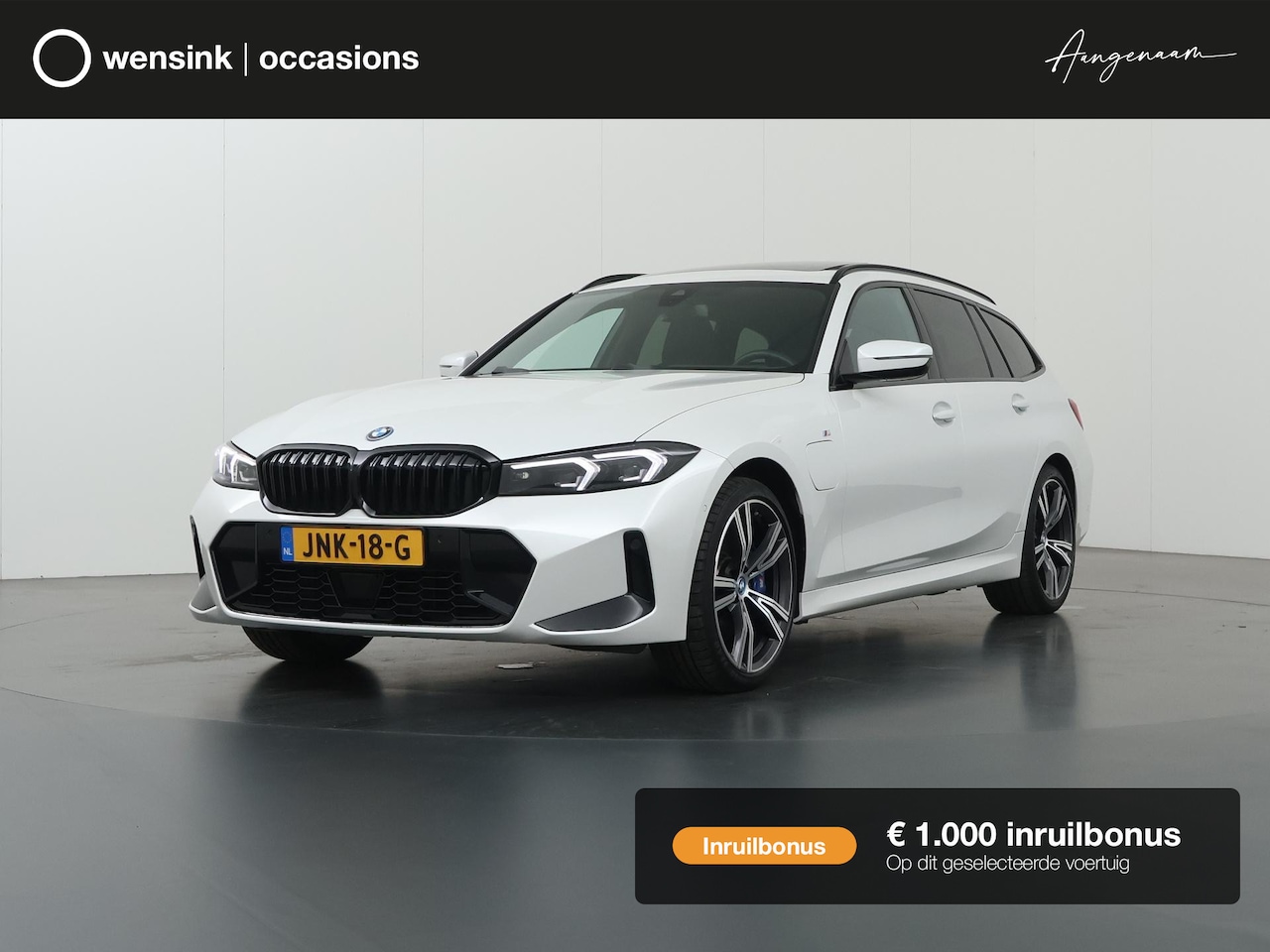 BMW 3-serie Touring - 330e M-Sport | M-Pakket | Panoramadak | Ele. stoelen + Geheugen | HUD | Sportstoelen | Cam - AutoWereld.nl
