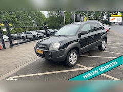 Hyundai Tucson - 2.0i Style 142pk Clima Cruise Trekhaak 1400kg. Historie
