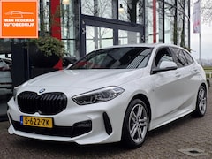 BMW 1-serie - 118i M-SPORT | Navigatie | Stoelen + Stuur verwarmbaar | Cruise Control | Electr. achterkl