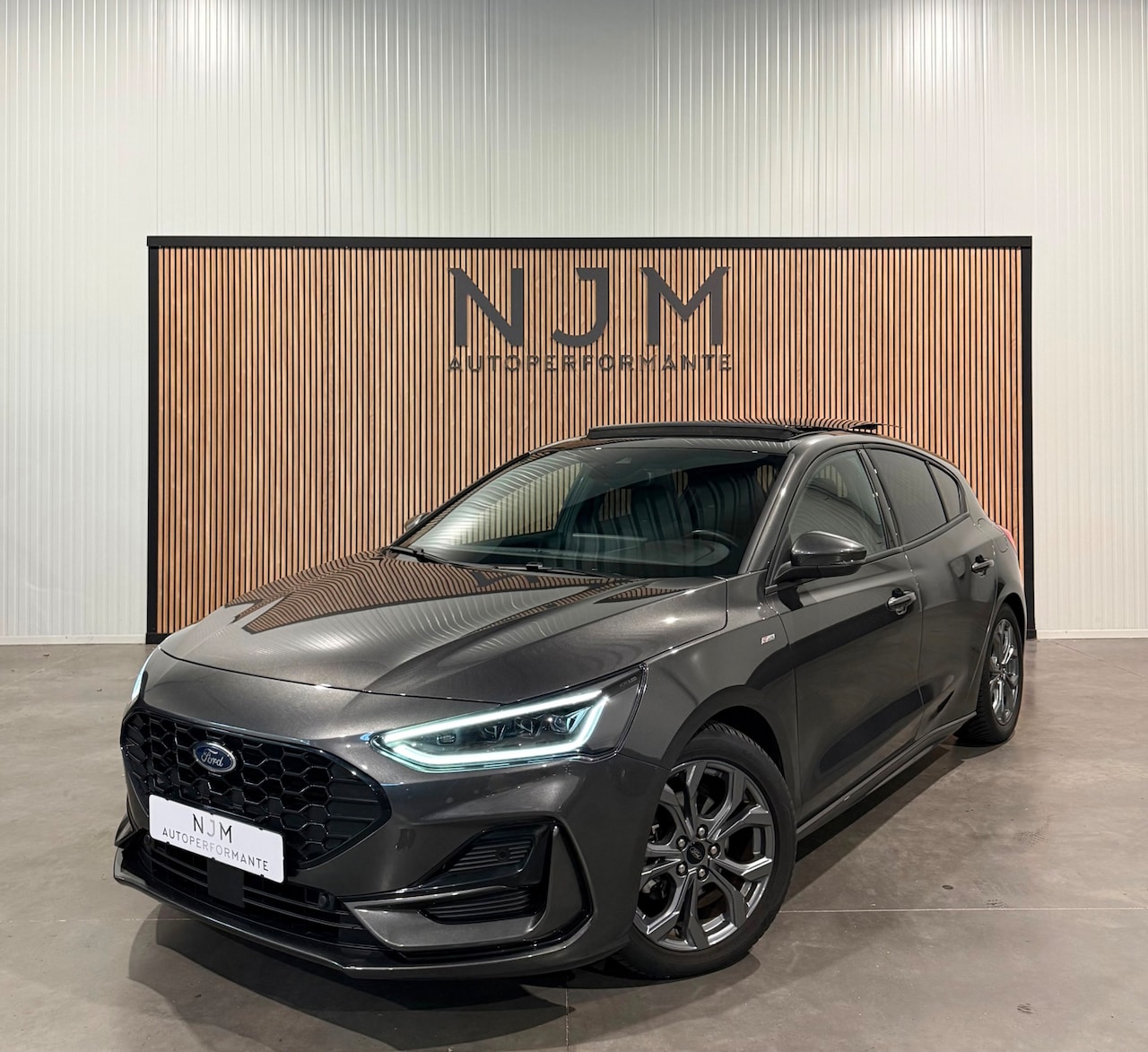Ford Focus - 1.0 EcoBoost Hybrid ST Line X|Pano|Keyless|Carplay - AutoWereld.nl