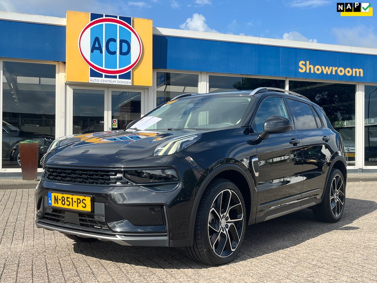 Lynk & Co 01 - 1.5 261pk PHEV 7DCTH | Black Line | Orig.NL | PanoramaDak | Camera | Carplay | - AutoWereld.nl