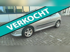 Peugeot 206 - 2.0-16V GTI