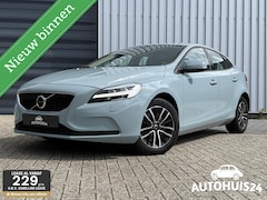 Volvo V40 - 1.5 T2 Nordic+ AUT Trekhaak|On-Call|Stoelverwarming|LED