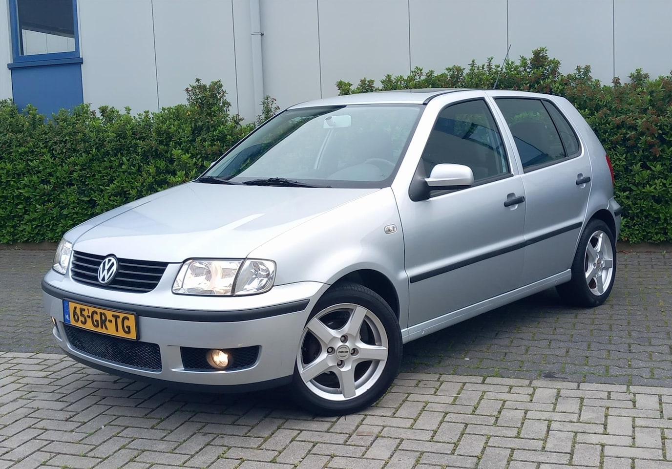 Volkswagen Polo - 1.4 Comfortline 1.4 44KW Comfortline - AutoWereld.nl