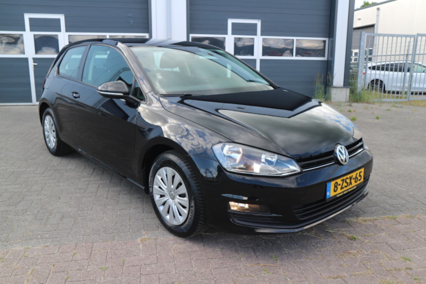 Volkswagen Golf - 1.2 TSI Trend Edition 1.2 TSI Trend Edition - AutoWereld.nl