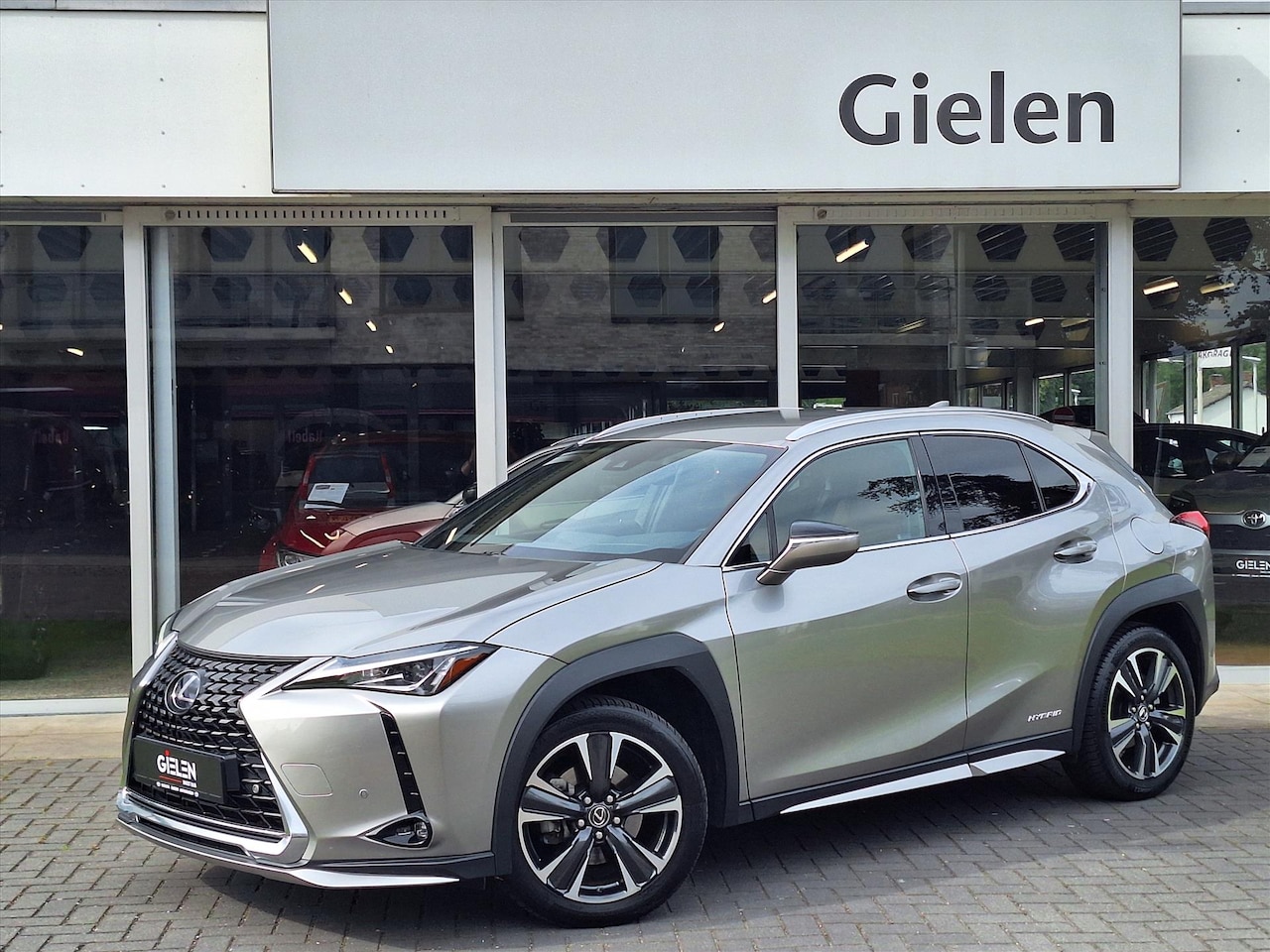 Lexus UX - 250h AWD Luxury Line | 4X4, Leer, Stoelverwarming, Navigatie, Parkeersensoren, 18 inch, Pr - AutoWereld.nl