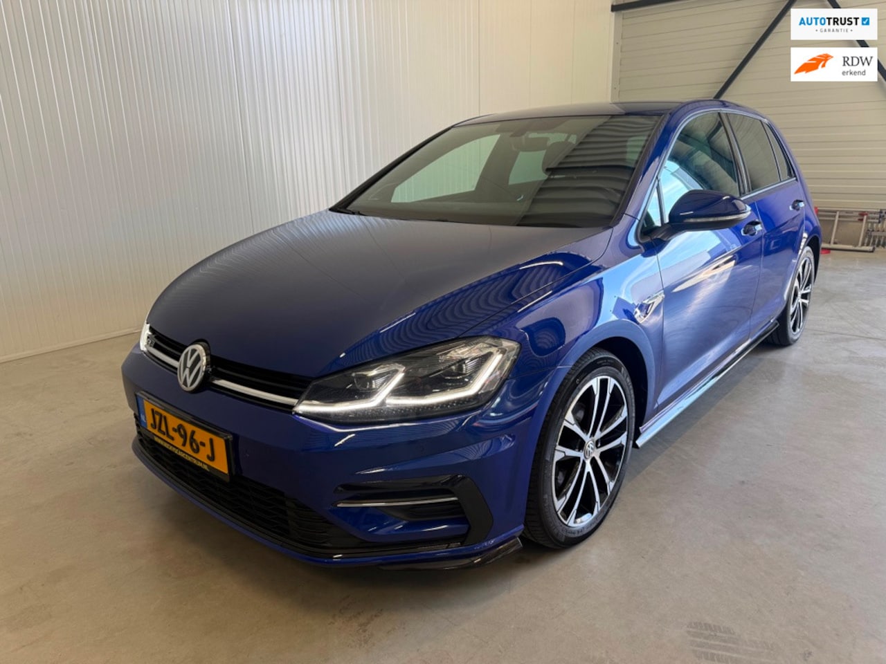 Volkswagen Golf - 1.0 TSI Highline Business 3x R line - AutoWereld.nl