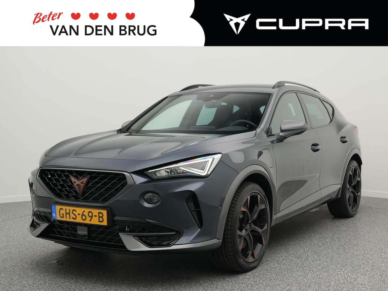 CUPRA Formentor - 1.4 e-Hybrid 245PK VZ | Adaptieve Cruise Control | Stuurverwarming | Achteruitrijcamera | - AutoWereld.nl